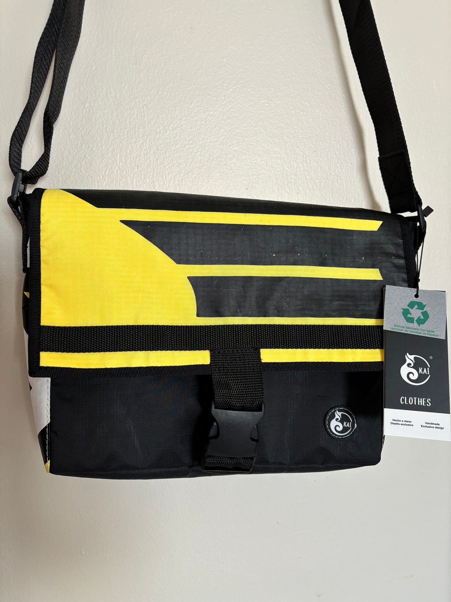 Medium Messenger bag (Bandolera Mediana)