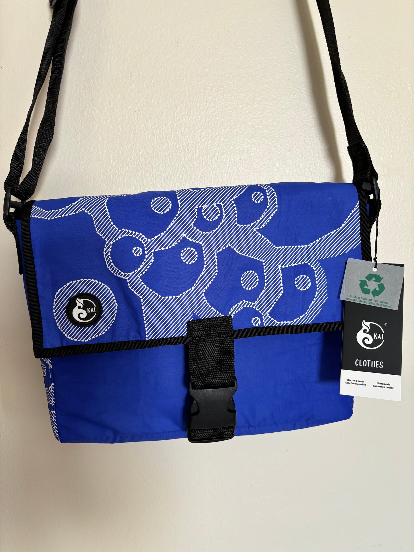 Medium Messenger bag (Bandolera Mediana)