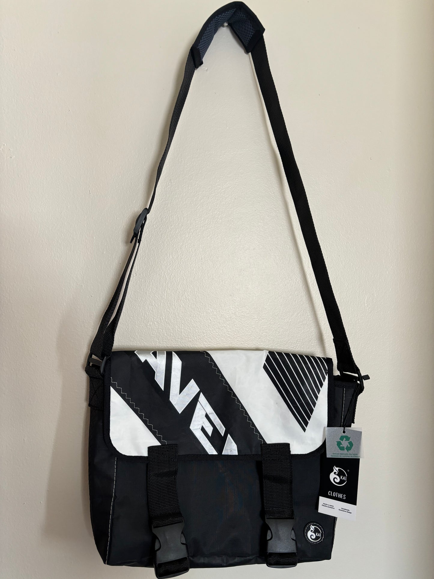Large Messenger Bag (Bandolera Grande)