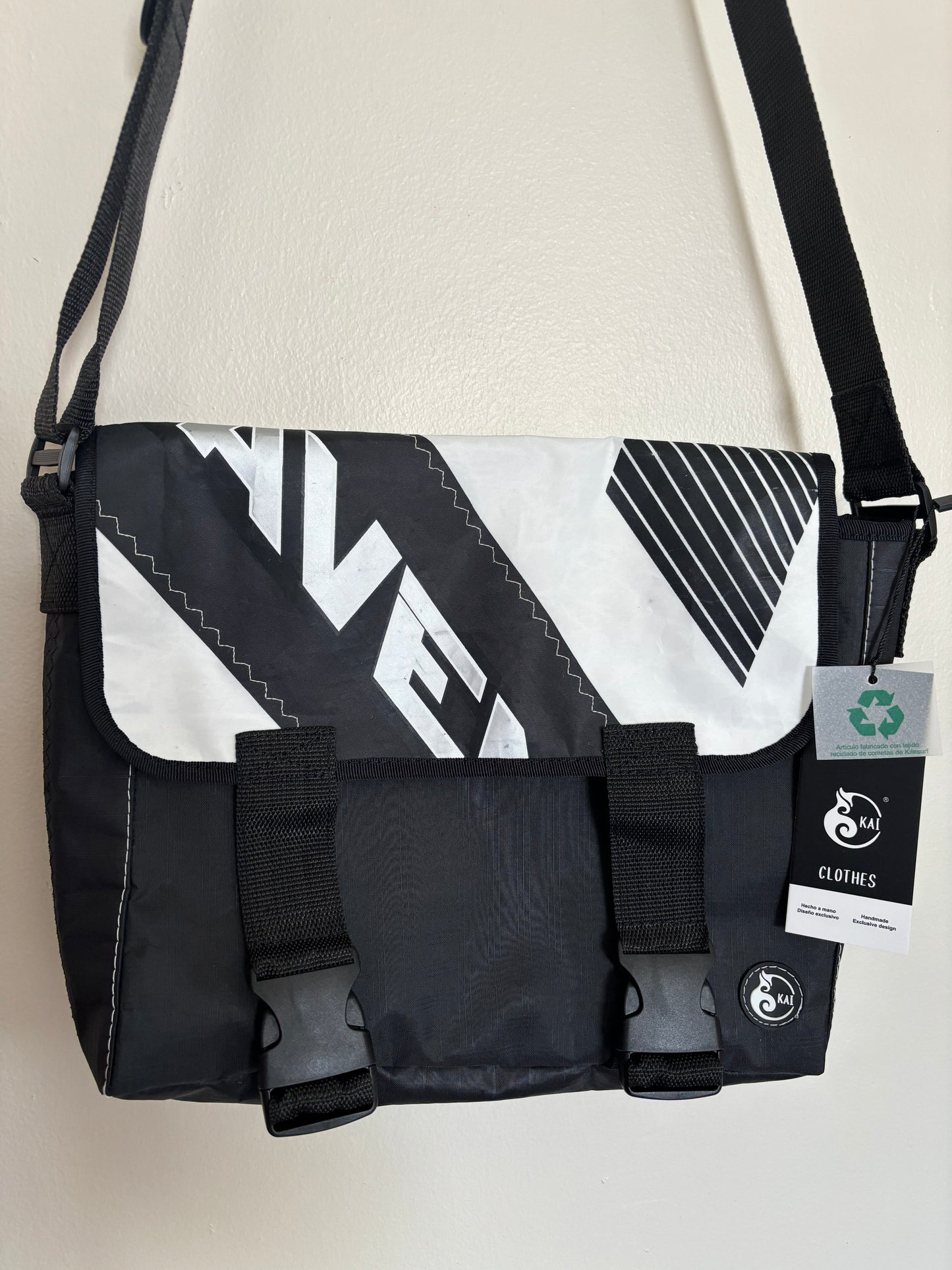 Large Messenger Bag (Bandolera Grande)